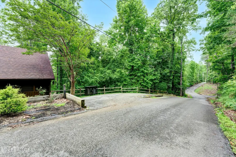 1748 Ridgecrest Drive, Sevierville, TN 37876 - Image #3