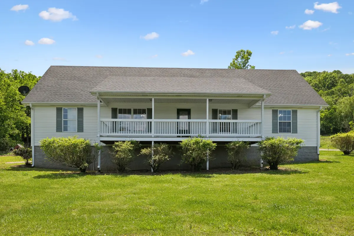 121 Lock Seven Ln, Carthage, TN 37030 - Image #1