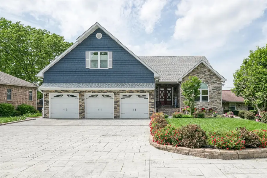 1118 Hileah Dr, Crossville, TN 38572 - Image #2