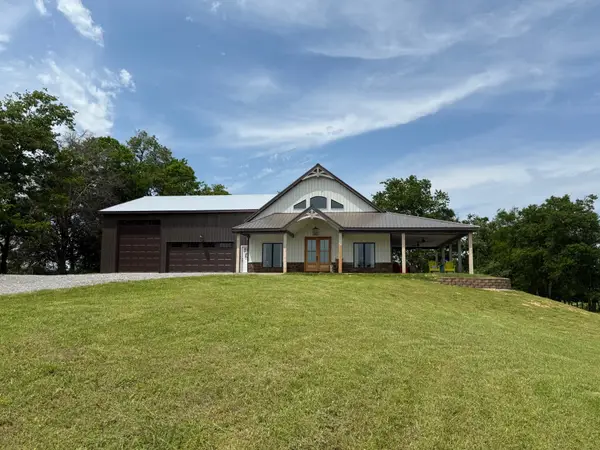 757 Thompson Creek Rd, Shelbyville, TN 37160