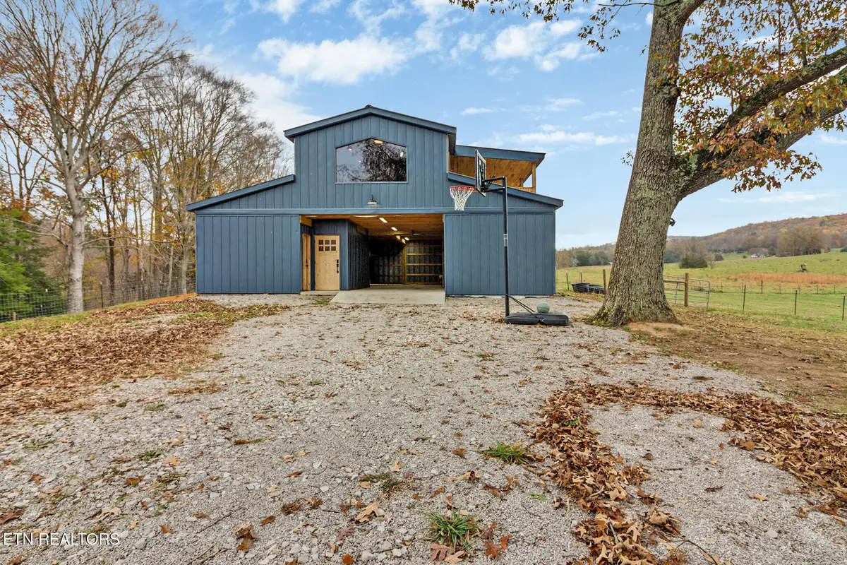 8225 Red Hill Rd, Pall Mall, TN 38577 - Image #1