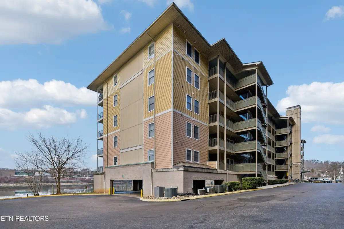 3001 River Towne Way #304, Knoxville, TN 37920 - Image #1