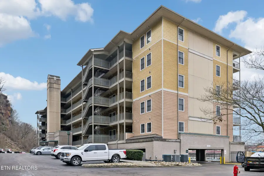 3001 River Towne Way #304, Knoxville, TN 37920 - Image #2