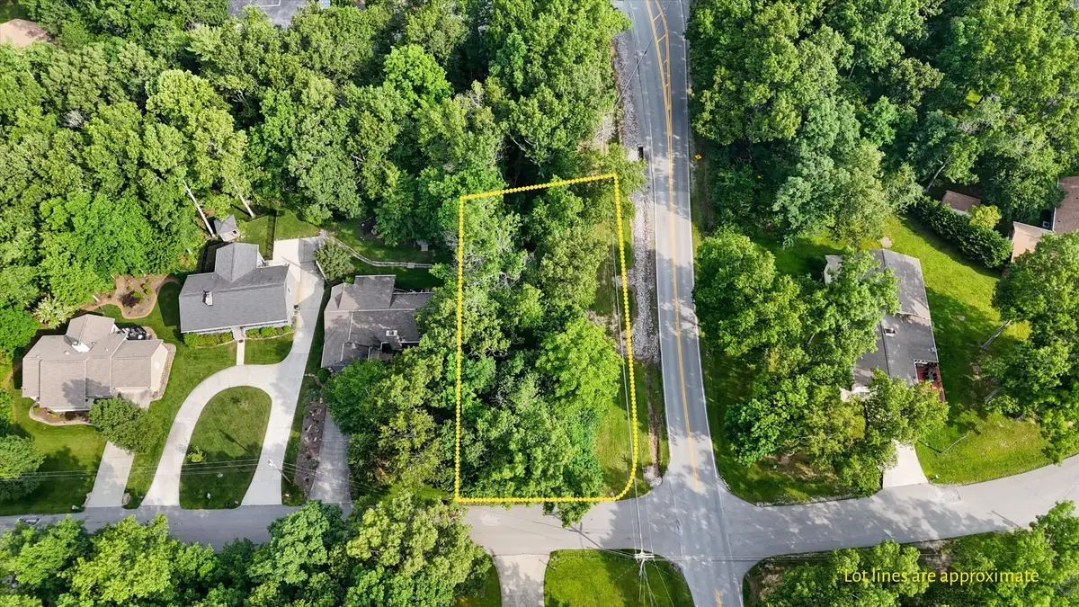 120 Lakeview Dr, Crossville, TN 38558 - Image #1