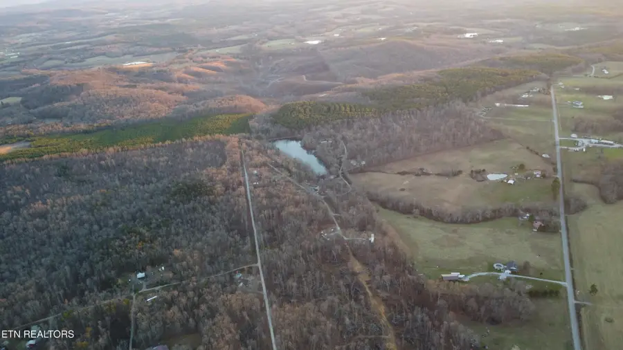 22 Diane Circle, Crossville, TN 38572 - Image #2