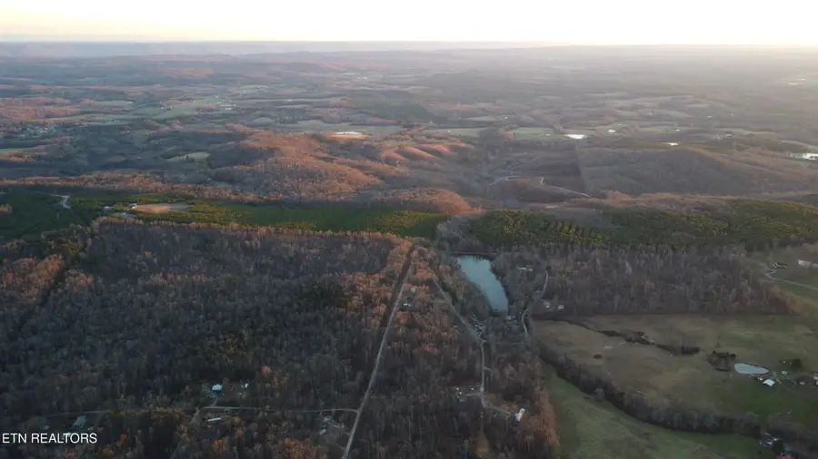 18 Diane Circle, Crossville, TN 38572 - Image #3