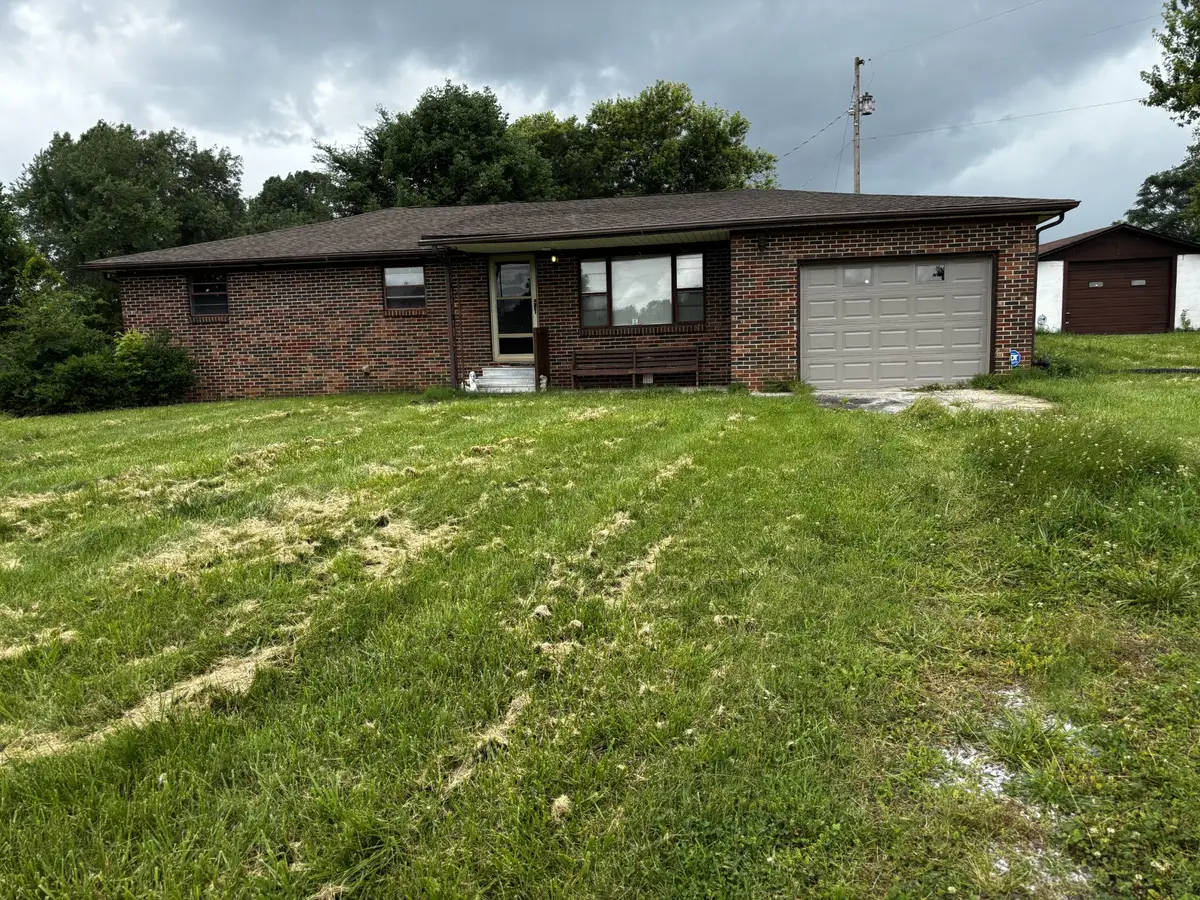 1018 New Hope Rd, Hilham, TN 38568 - Image #1