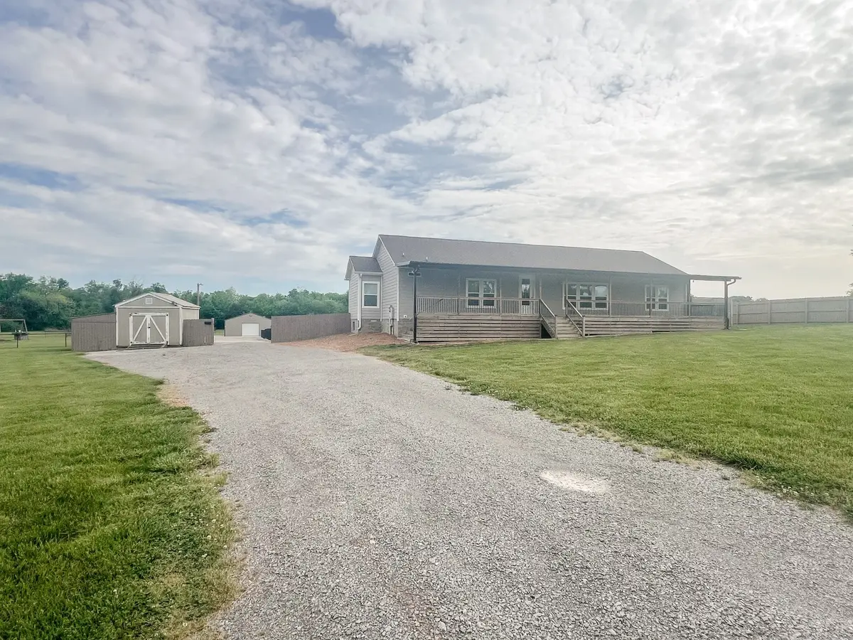 124 Mill Rd, Lebanon, TN 37090 - Image #1