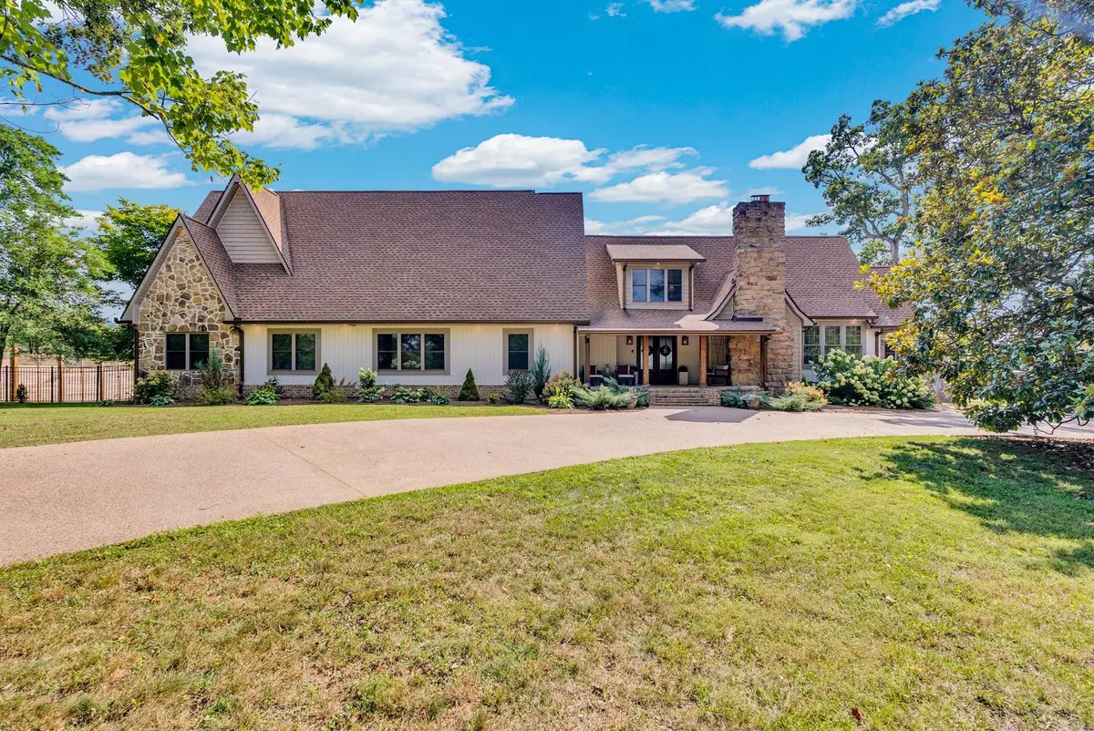 309 Cleveland Ave W, Monterey, TN 38574 - Image #1