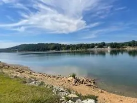 510 Riverfront Dr, Clifton, TN 38425 - #1