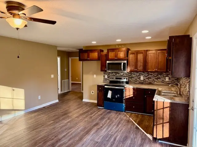 403 S High St, Tullahoma, TN 37388 - Image #2