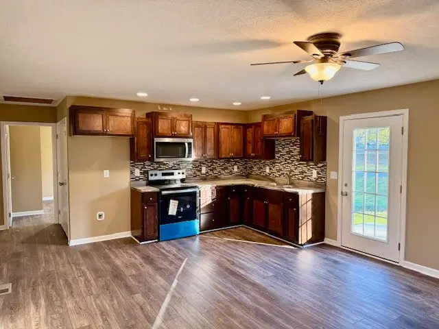 403 S High St, Tullahoma, TN 37388 - Image #3