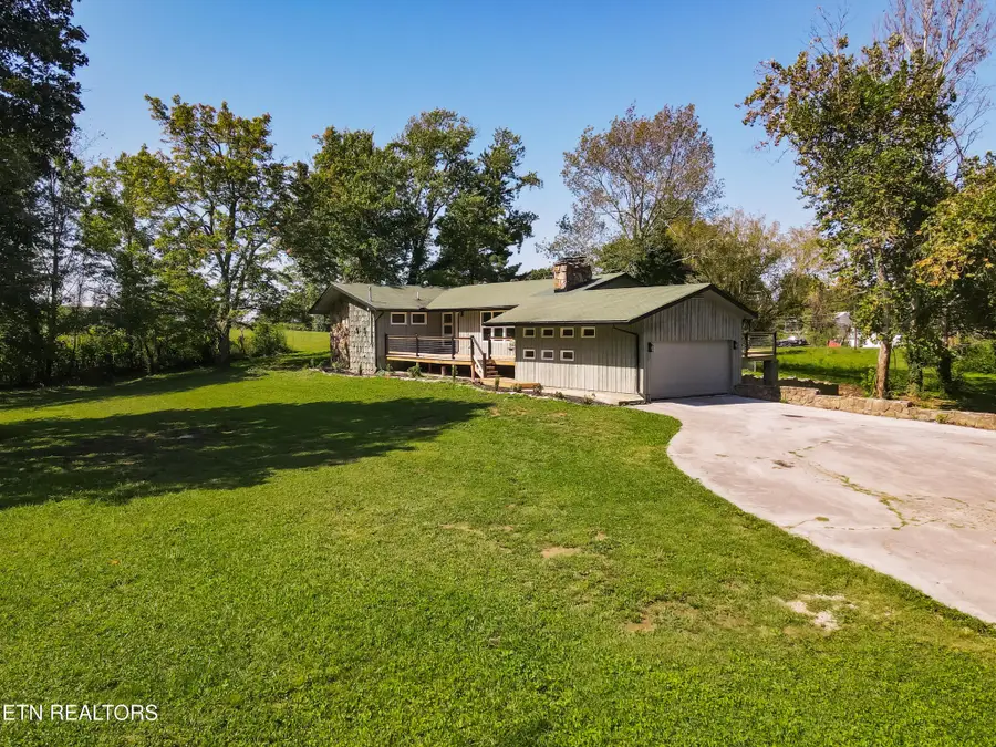 395 Church St, Spencer, TN 38585 - Image #2