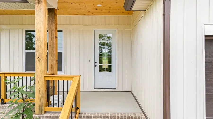 134 Lightfoot Ln, Estill Springs, TN 37330 - #2