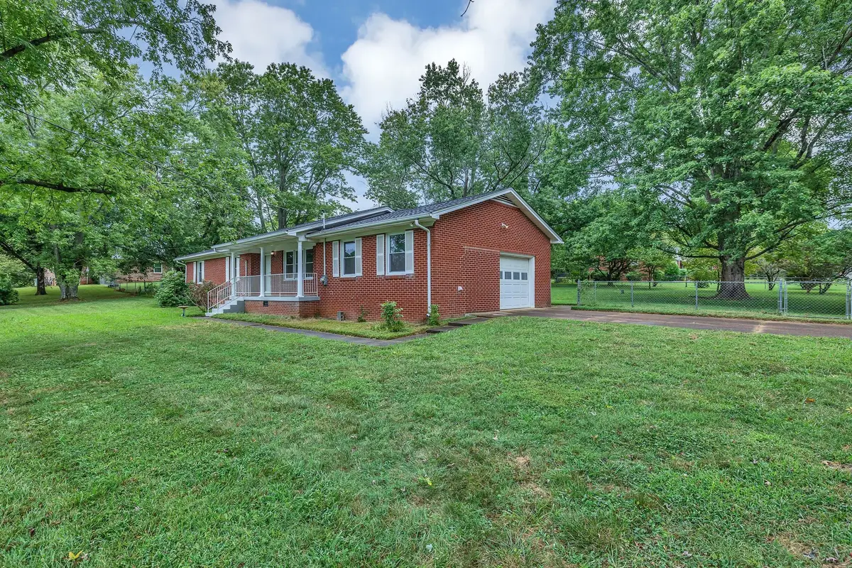 966 Berry St, Lewisburg, TN 37091 - Image #1