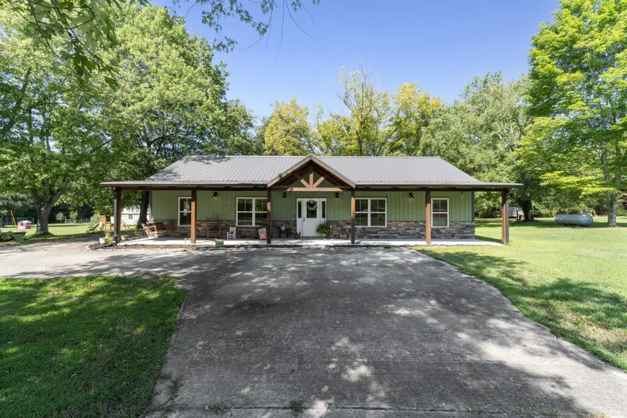 232 Clyde Vickers Rd, Estill Springs, TN 37330 - Image #2