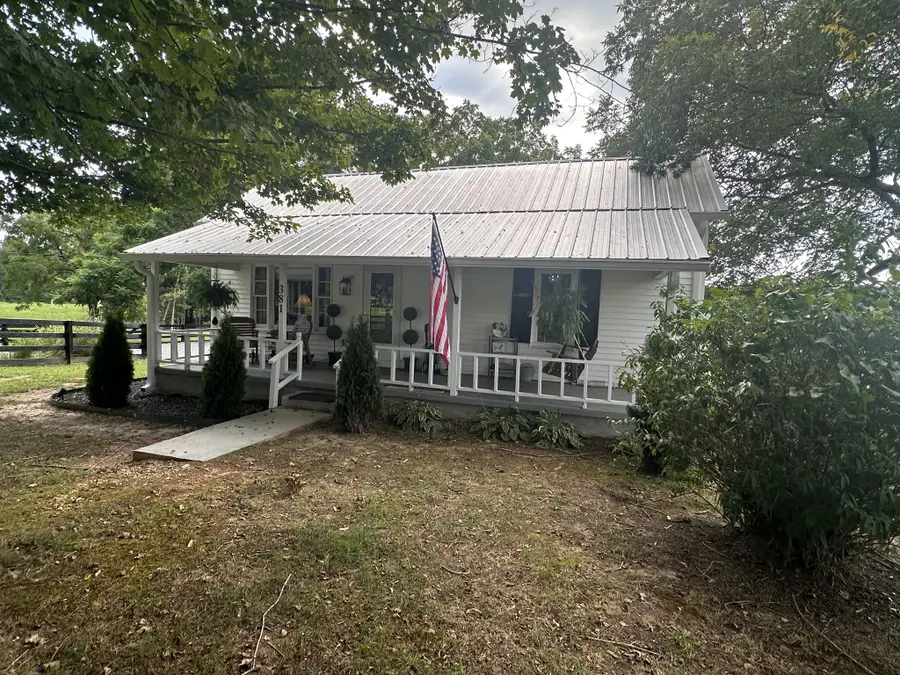 381 Busby Rd, Loretto, TN 38469 - Image #2