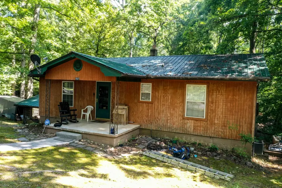 1027 Dean Cir, Dandridge, TN 37725 - Image #3