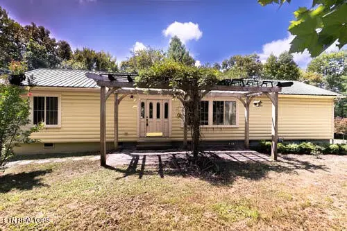 258 Charlie Newberry Rd, Lancing, TN 37770 - Image #1