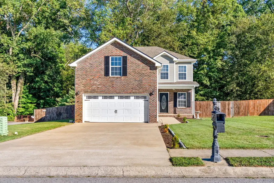 1873 Jackie Lorraine Dr, Clarksville, TN 37042 - Image #2