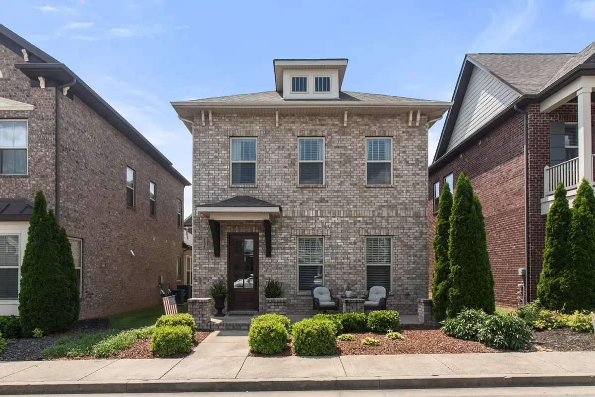 151 Benjamin Ln, Hendersonville, TN 37075 - Image #1