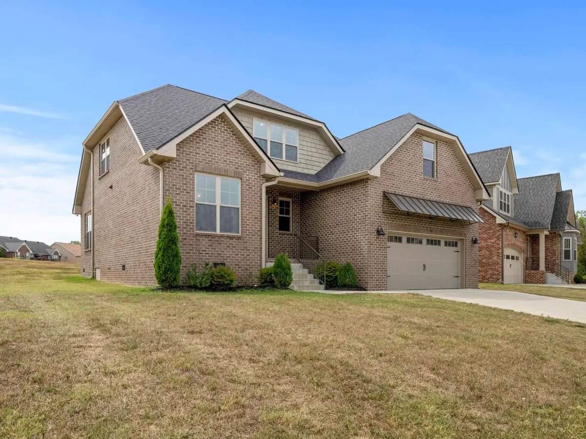 124 Cottage Ln, Clarksville, TN 37043 - Image #1