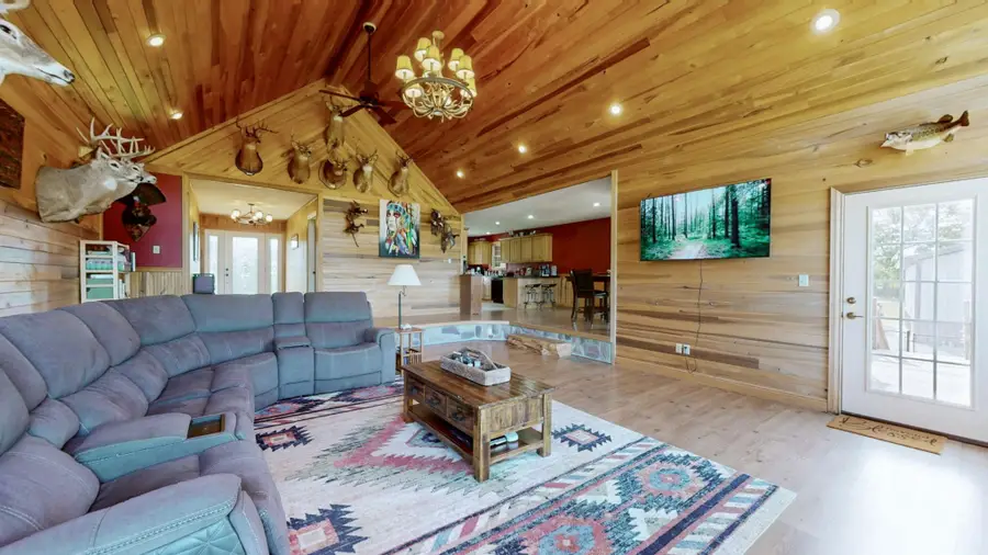 1748 Buffalo Rd, New Concord, KY 42076 - #2