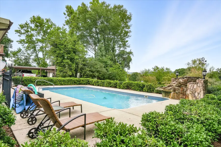 548 Turn Table Rd, Sparta, TN 38583 - Image #2