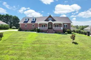 504 Lynnwood Dr, Athens, TN 37303 - #1