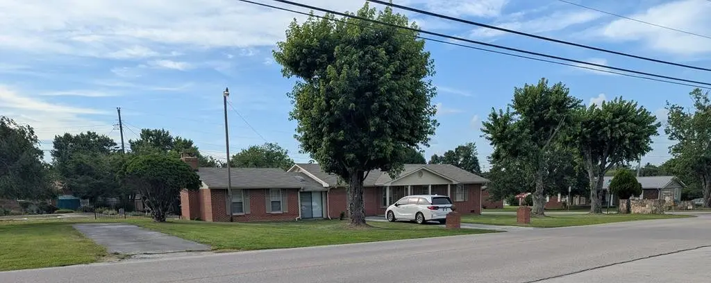 494 Tenth St, Crossville, TN 38555 - Image #1