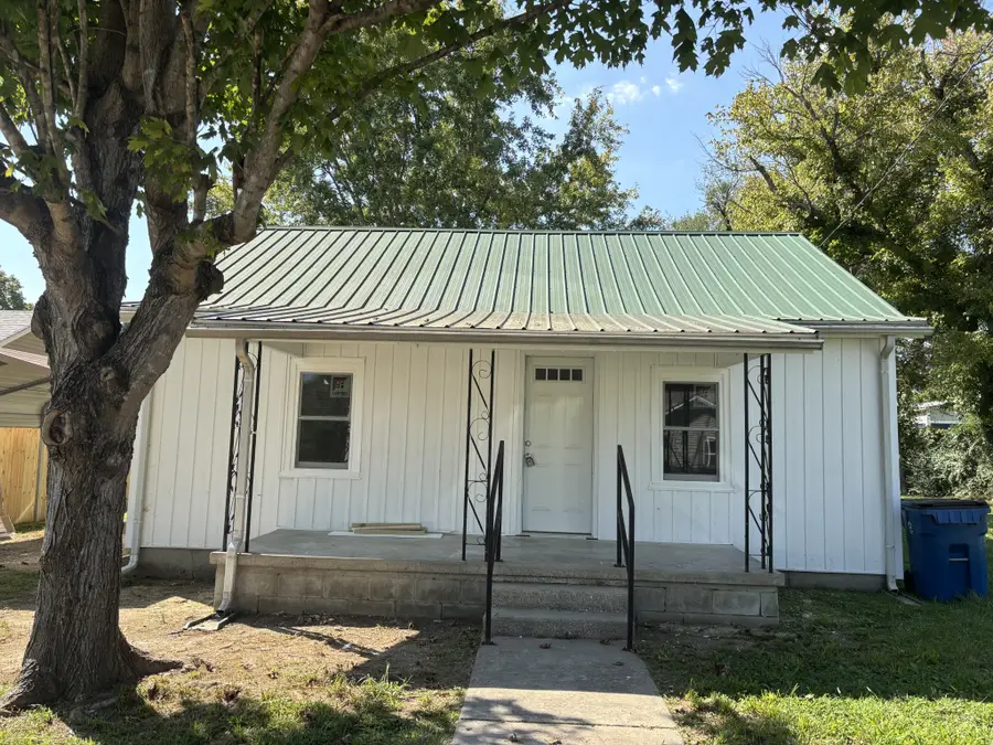 612 Maple St, Manchester, TN 37355 - Image #2