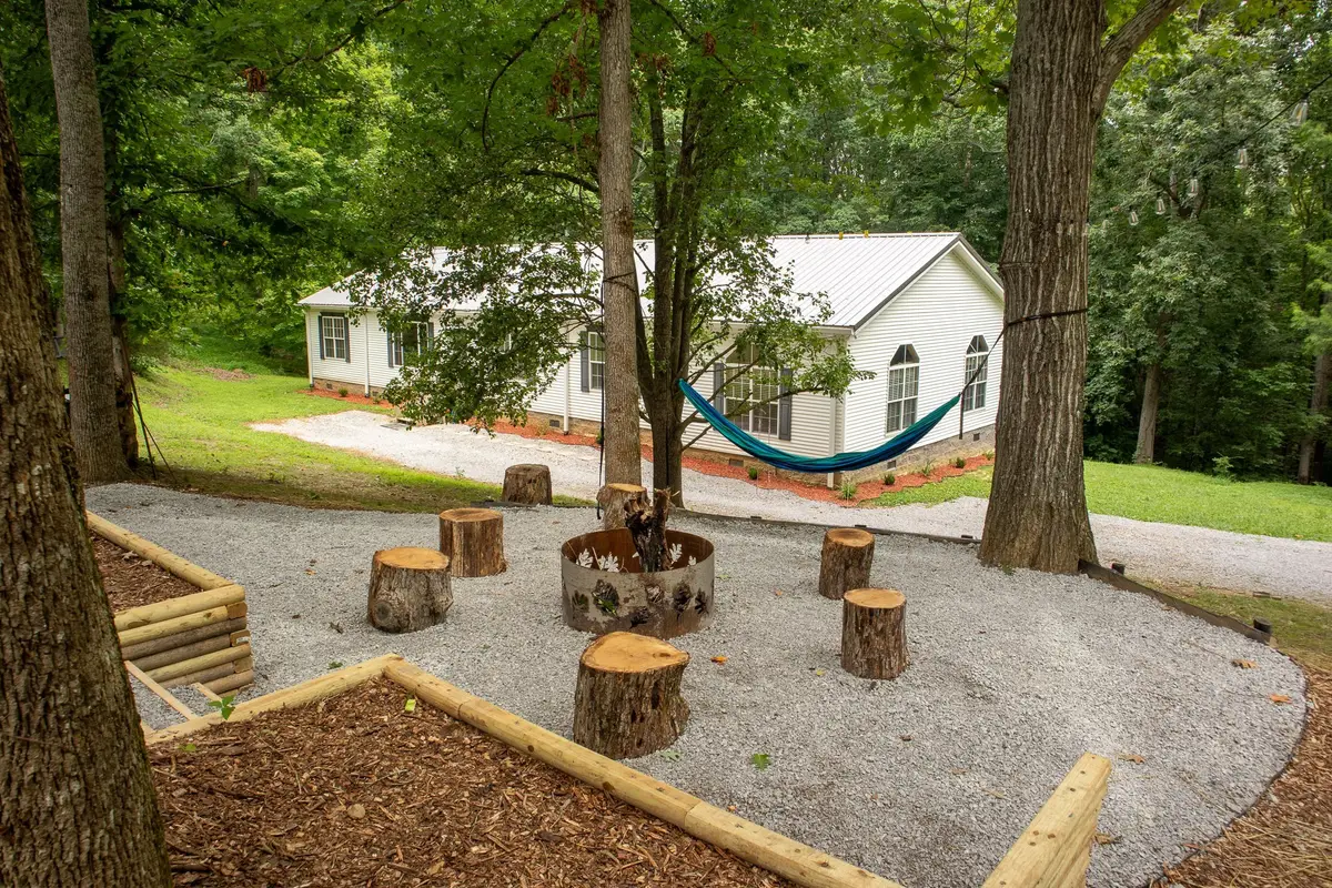 1005 Peery Rd, Kingston Springs, TN 37082 - Image #1