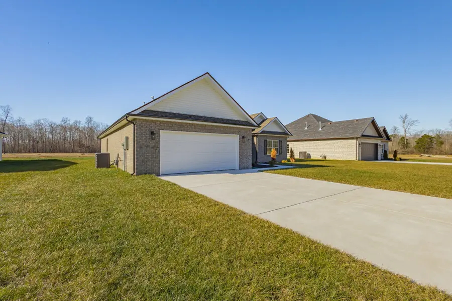 42 Brooklyn Avenue, Manchester, TN 37355 - Image #3