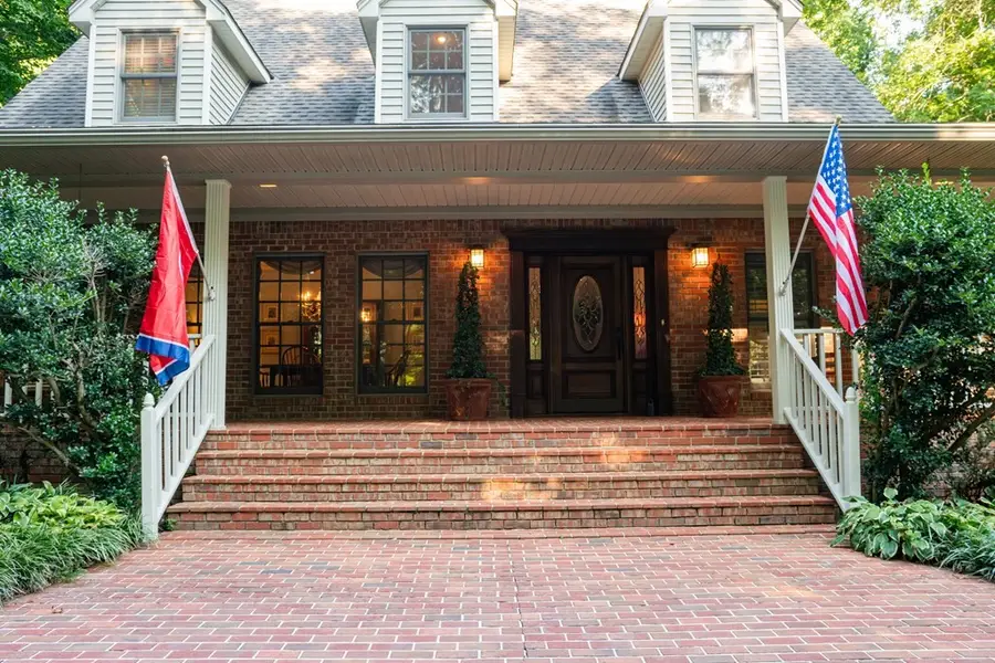 693 Tower Hill Rd, Livingston, TN 38570 - Image #2