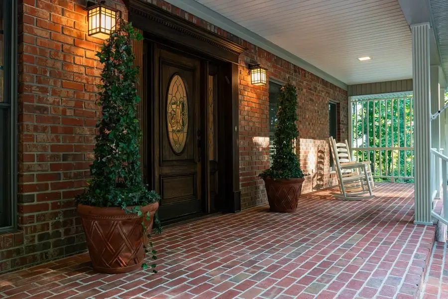 693 Tower Hill Rd, Livingston, TN 38570 - Image #3