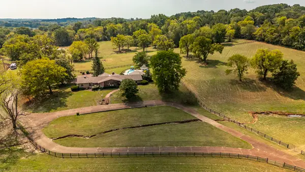 755 Long Hollow Pike, Goodlettsville, TN 37072