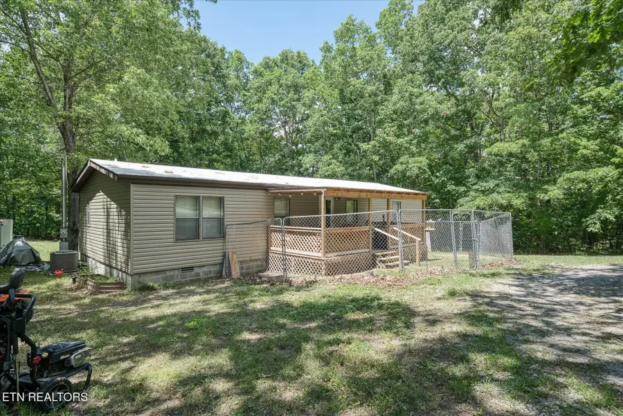 1223 Sheppard Rd, Jamestown, TN 38556 - Image #3