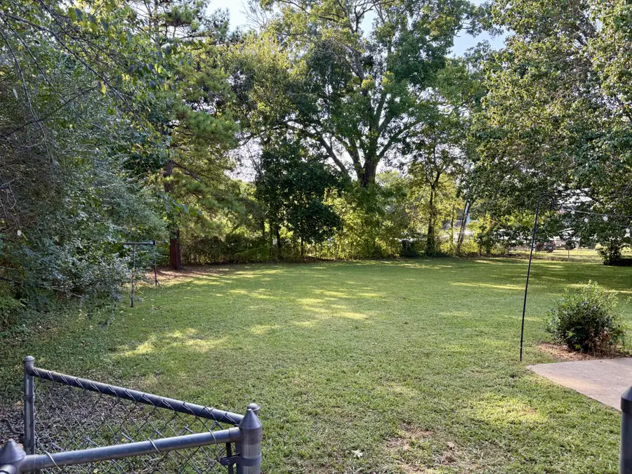 204 S Hillcrest Dr, Shelbyville, TN 37160 - Image #3