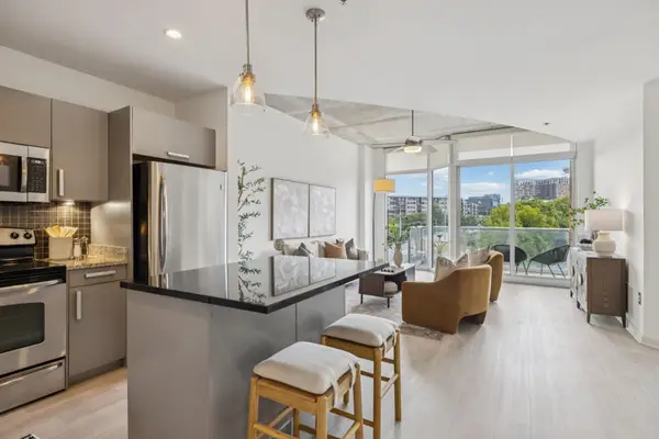 600 12th Ave S #627, Nashville, TN 37203