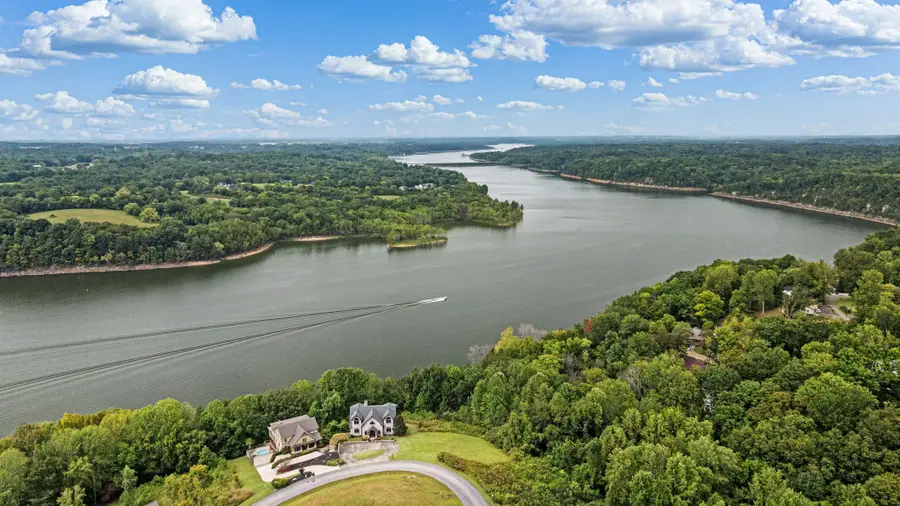 9 Eagle Point Dr, Austin, KY 42123 - #3