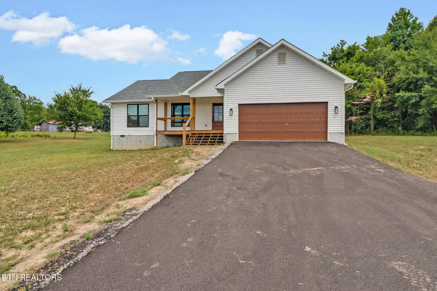 121 Willow Lake Drive, Jamestown, TN 38556 - Image #3