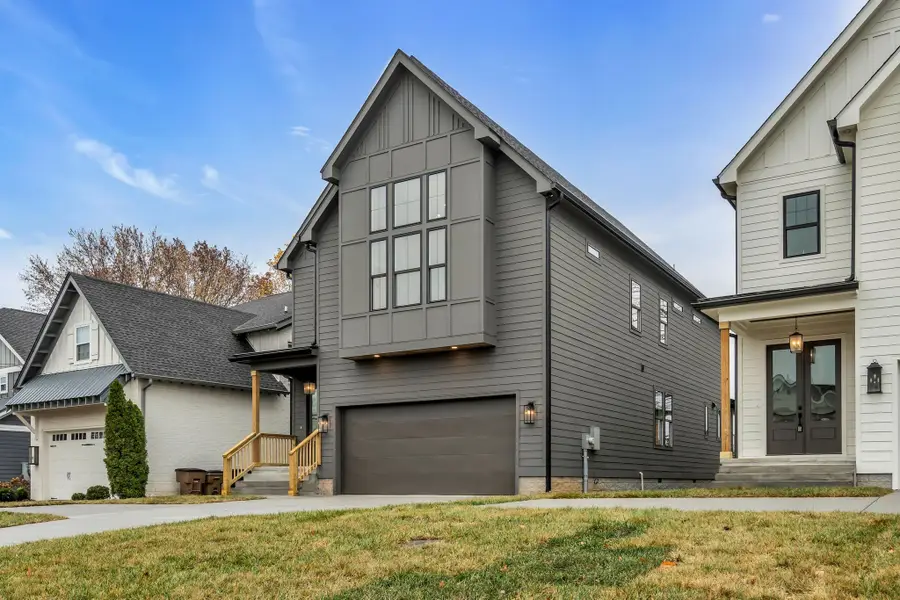 907B Potter Ln, Nashville, TN 37206 - Image #3