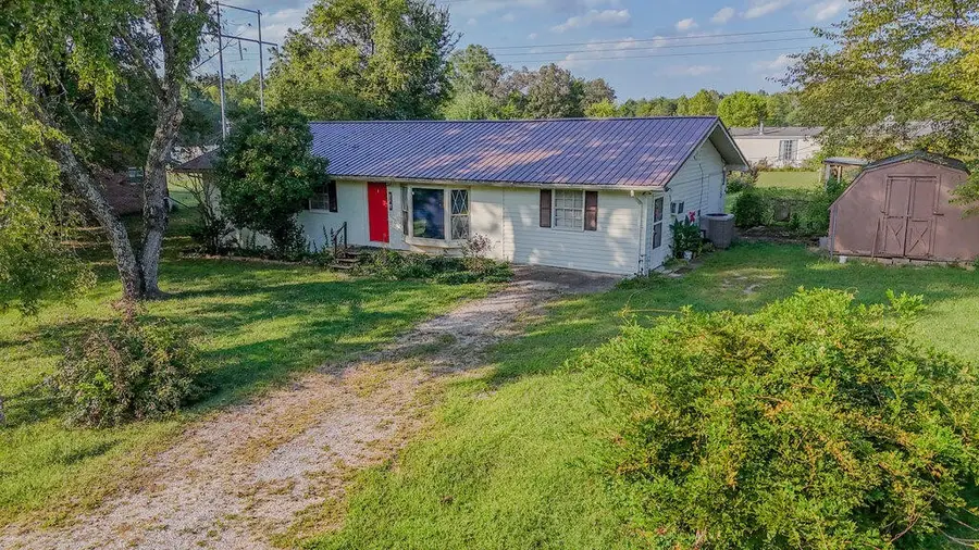 333 Price Circle, Spring City, TN 37381 - Image #2