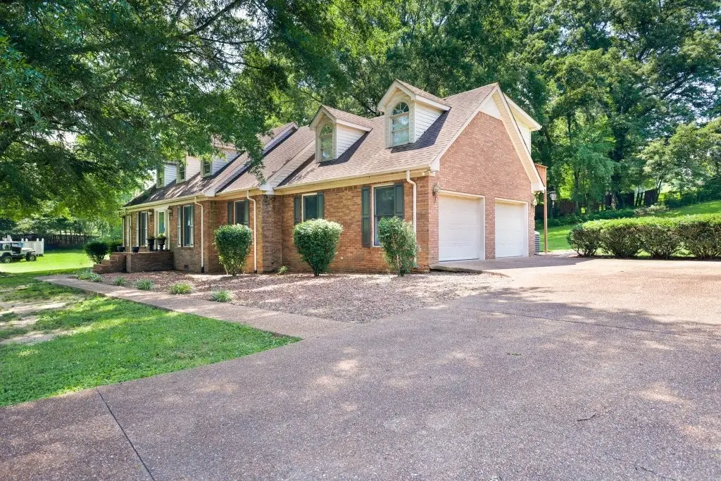 175 Travis Trl, McMinnville, TN 37110 - Image #1