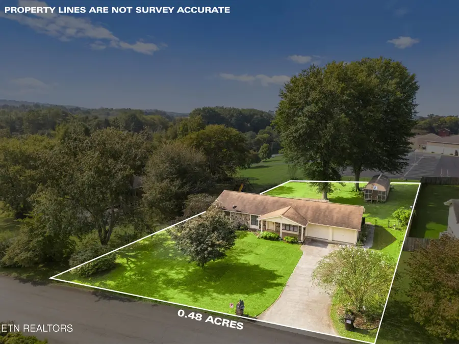 201 Foster Drive, Lenoir City, TN 37772 - Image #2