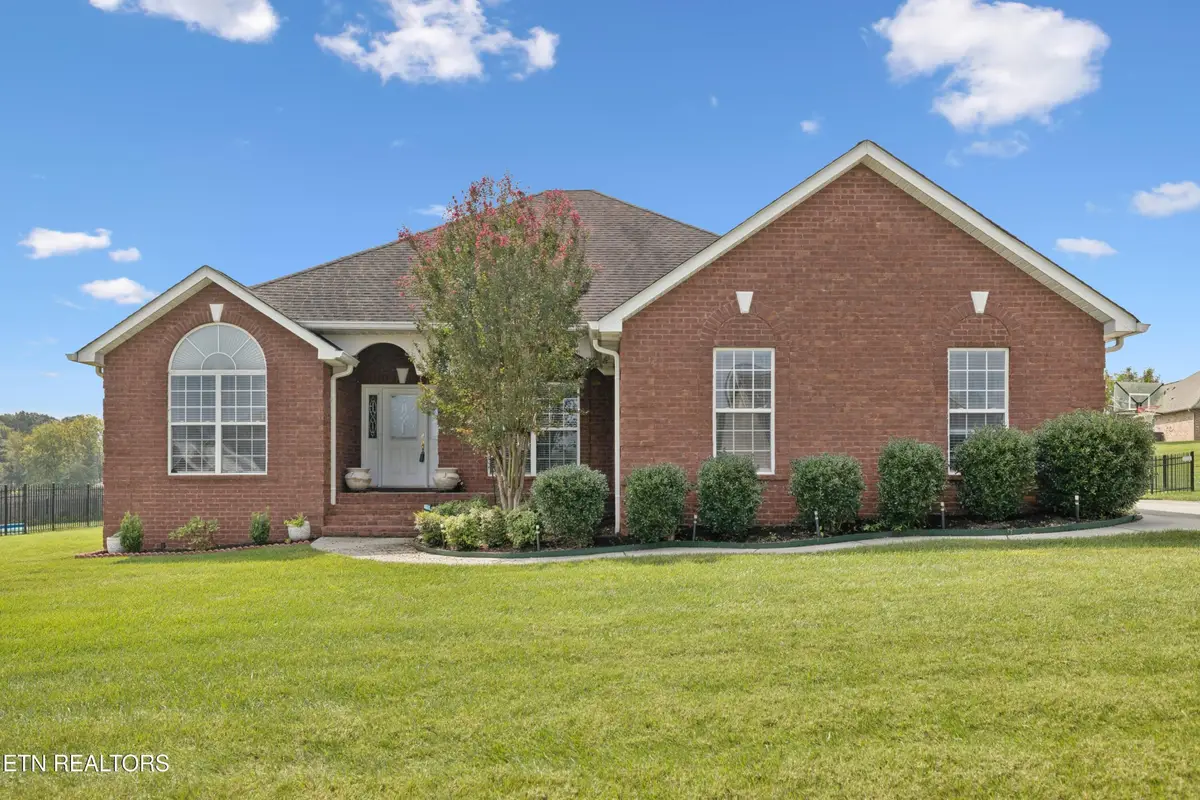 260 S Wingate Drive, Lenoir City, TN 37771 - Image #1
