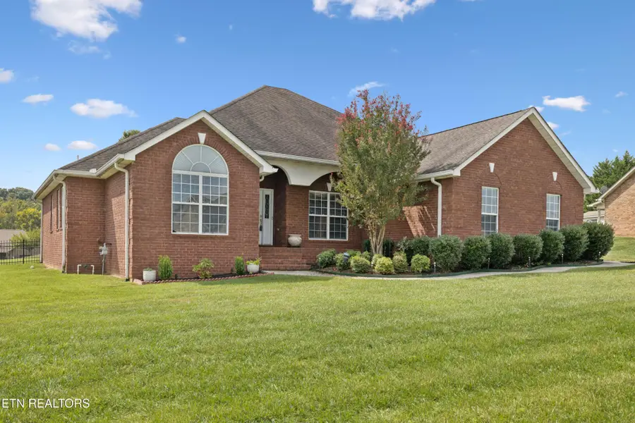 260 S Wingate Drive, Lenoir City, TN 37771 - Image #2