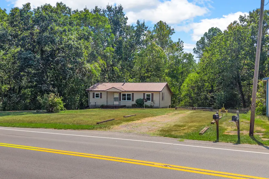 1440 Highway 49, Erin, TN 37061 - Image #2