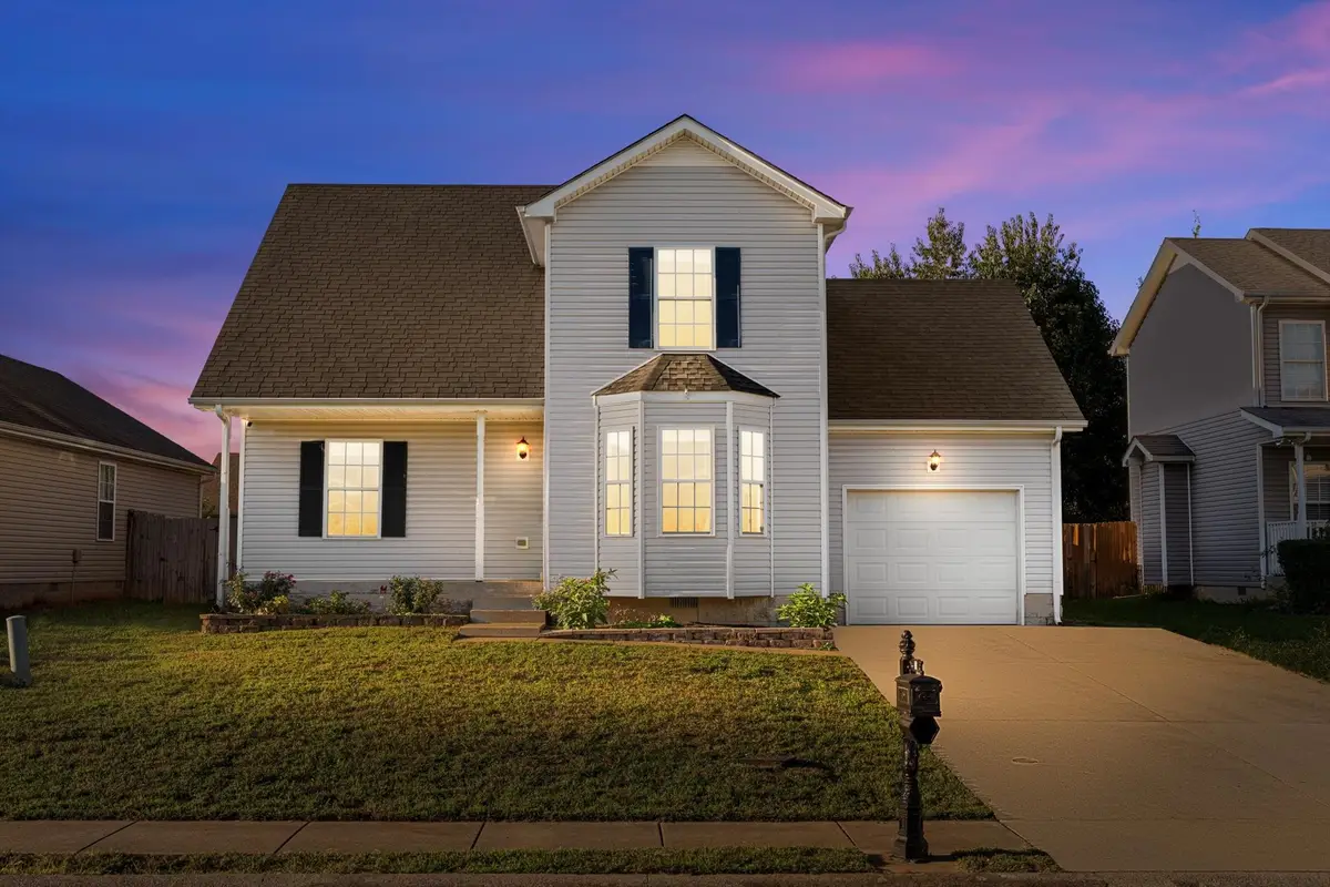 515 Fox Trot Dr, Clarksville, TN 37042 - Image #1