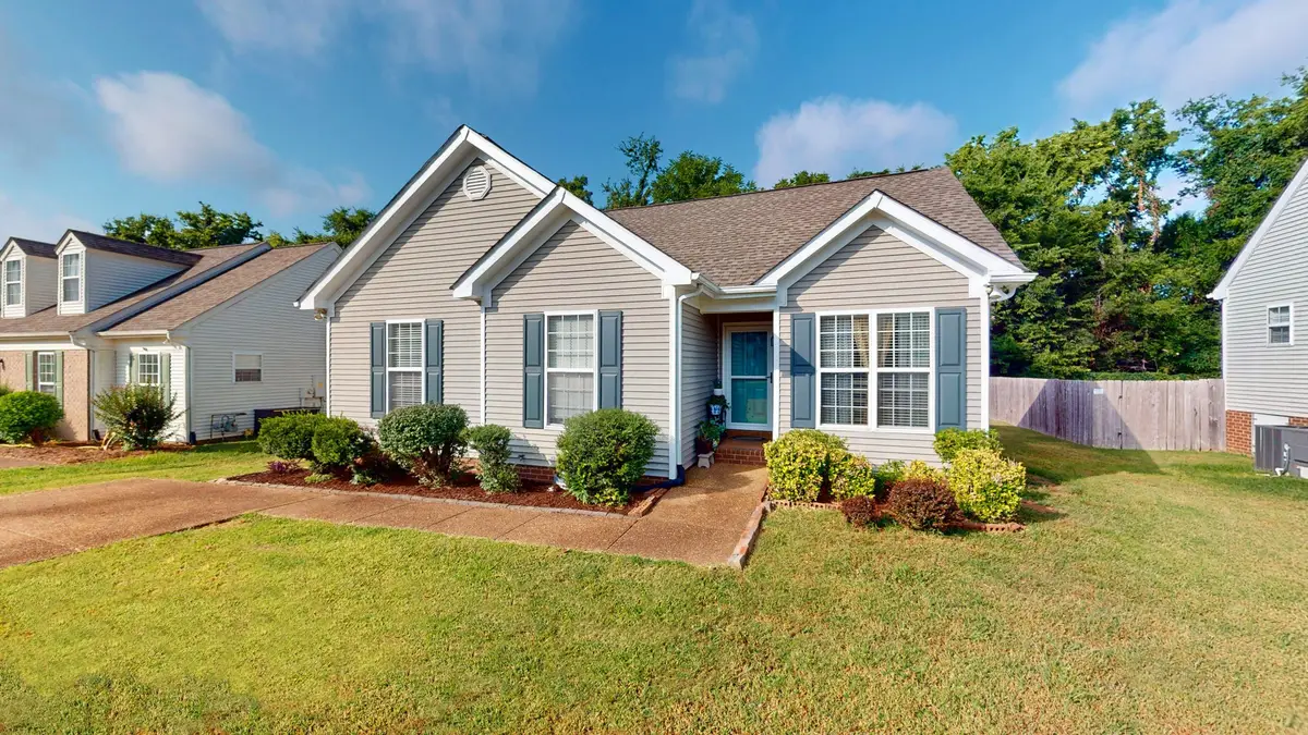 1317 Branchside Ct, Thompsons Station, TN 37179 - Image #1